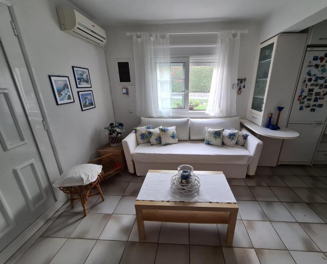 Wonderful House With Private Garden Villa Flogita Eksteriør billede
