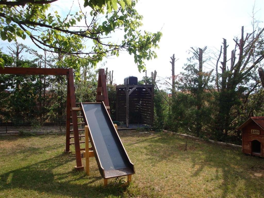 Wonderful House With Private Garden Villa Flogita Eksteriør billede